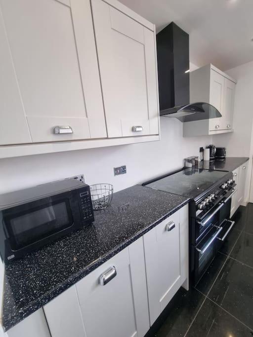 Somers Lodge Leicester Eksteriør bilde